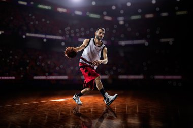 eylem kırmızı basketbol oyuncusu