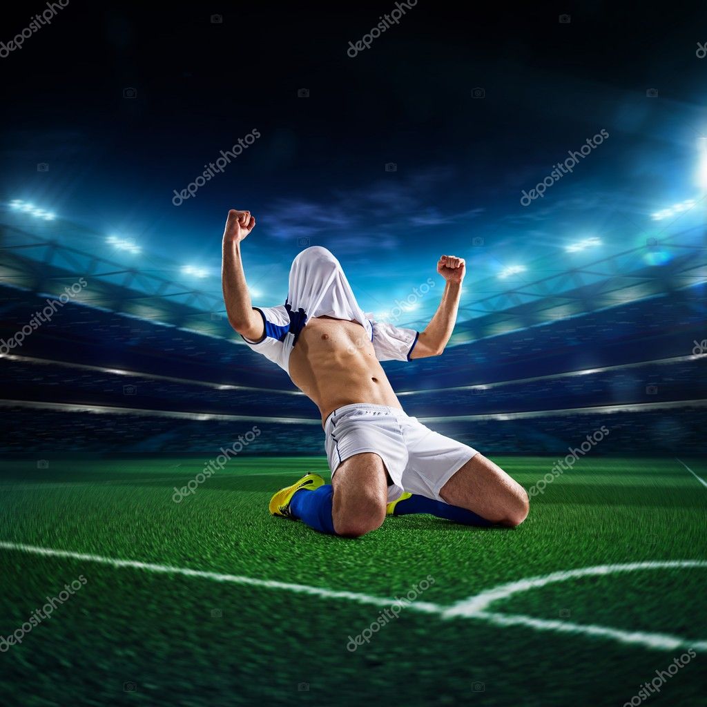 Soccer player in action panorama Stock Photo by ©103tnn 72053569