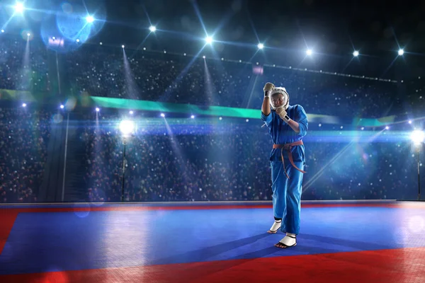 Kudo fighter is working out on the grand arena — Stock Photo, Image