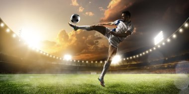 Futbolcu günbatımı Stadyumu panorama arka plan eylem içinde