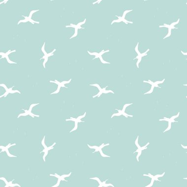 Turkuaz arka planda beyaz kuşların olduğu kusursuz bir model. Gökyüzünde uçan martı siluetleri. Tasarımlarınız için vektör renkli sonsuz doku paketleme, kartlar, ambalaj kağıdı, tekstil, havlular.