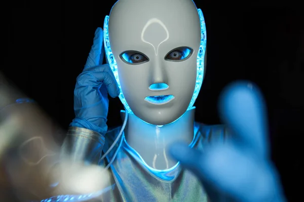 Πορτρέτο φουτουριστικού ρομπότ. Έννοια της μελλοντικής τεχνολογίας. — Φωτογραφία Αρχείου