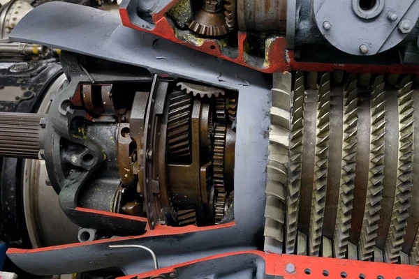 Engranajes Palas Turbina Corte Lejos Entrenar Motor Turborreactor Temprano —  Fotos de Stock