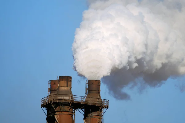 Usine Sidérurgique Triple Cheminée Émettant Fumée Vapeur Pendant Processus — Photo