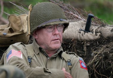 50 kalibrelik uçaksavar silahlarıyla Amerikan yarı pisti..