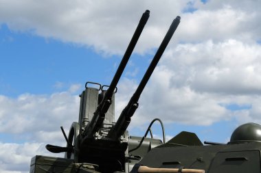 StG 44, Hugo Schmeisser tarafından II. Dünya Savaşı sırasında geliştirilen bir Alman saldırı tüfeği. Ayrıca ilk isimleriyle MP 43 ve MP 44 olarak da bilinir..