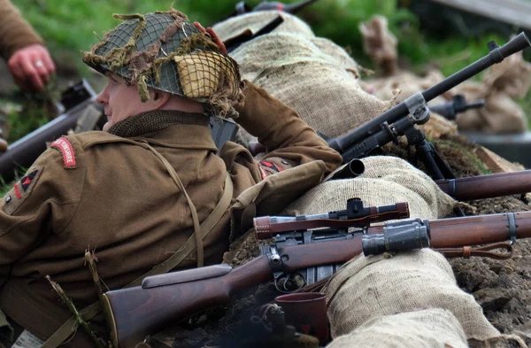 Man Brittisk Andra Världskrigets Infanteriuniform Smle Gevär — Stockfoto