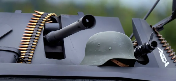 Німецька Бойова Машина Піхоти Шоломом Кулями Каноном — стокове фото