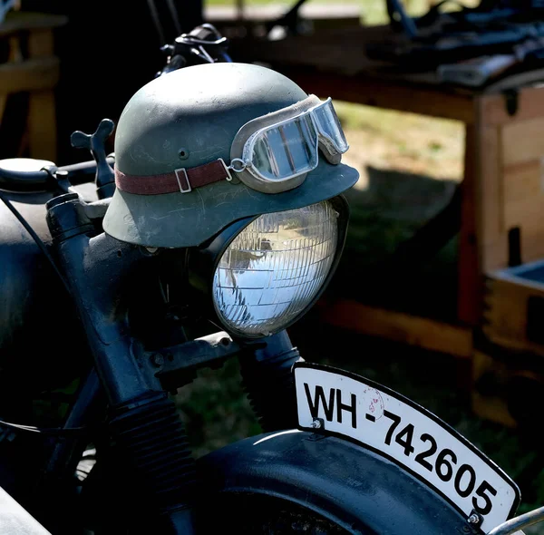 Capacete Segunda Guerra Mundial Alemão Óculos Motocicleta Bicicleta — Fotografia de Stock