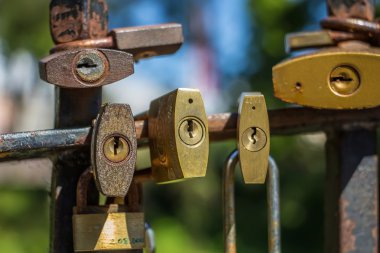 Bridge Park kilitler yukarı kapatın