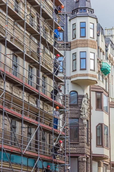 Riga, Letonya - 26 Haziran 2014. Binanın imar 