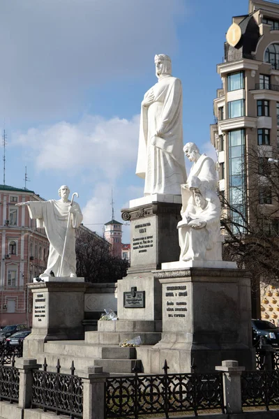 Kyiv Ukraine 2020 Monument Princess Olga Monument Apostle Andrew Cyril — Stock Photo, Image