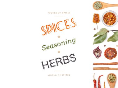 farklı baharatlar ve otlar beyaz zemin üzerinde. Üstten Görünüm