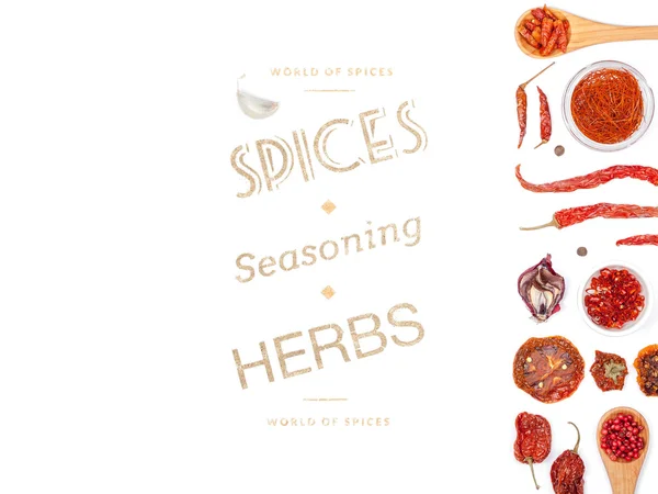 farklı baharatlar ve otlar beyaz zemin üzerinde. Üstten Görünüm