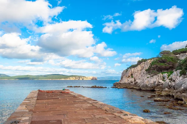 Paesaggio marino dalla baia di dragunara sardina — Foto Stock