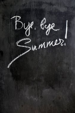 closeup yazı tahtası ile metin güle güle güle güle yaz, bir plaj kum üzerine yazılmış