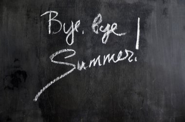 closeup yazı tahtası ile metin güle güle güle güle yaz, bir plaj kum üzerine yazılmış