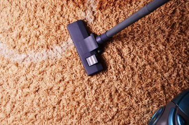 Elektrikli süpürge halı