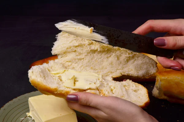 Pão e manteiga franceses — Fotografia de Stock