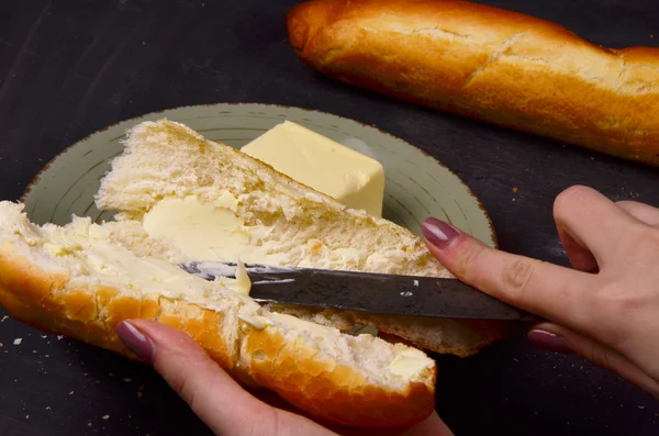 Pão e manteiga franceses — Fotografia de Stock