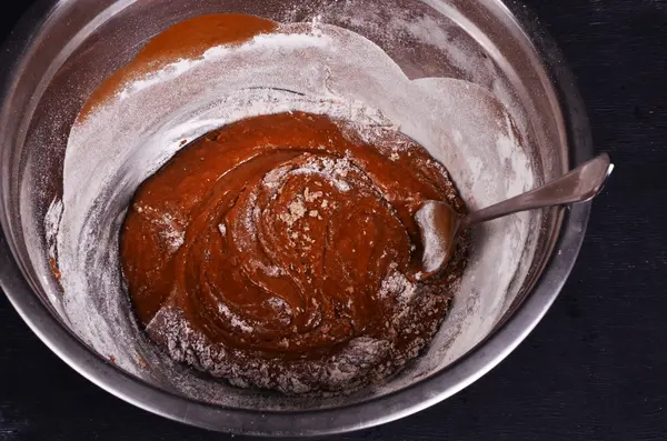 Шоколадный маффин и шоколад — стоковое фото
