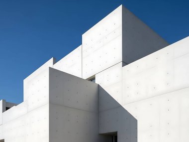 Modern Beyaz Bina Mimarisi