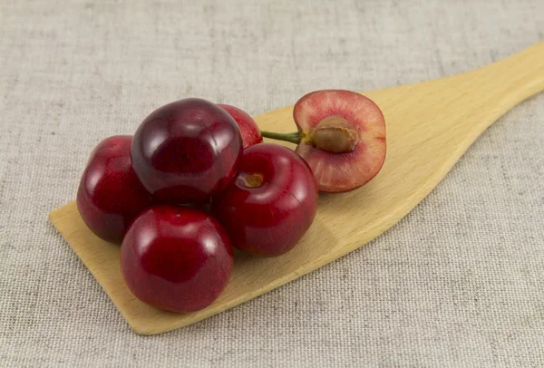 Tahta spatula Cherry'yi Özet görünümü