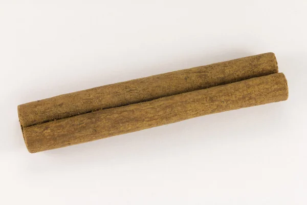 Cinnamon sticks (spice) on white background — Stock Photo, Image