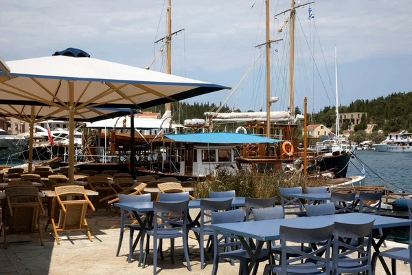 Kefalonya - Yunanistan - 15 Ağustos 2025: Fiscardo Köyü, Kefalonia, Yunanistan.