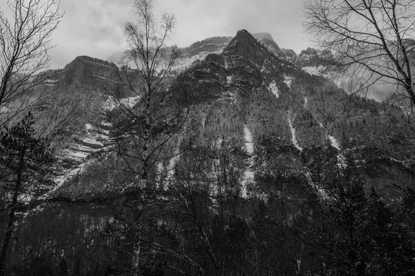 Vintern Ordesa Och Monte Perdido Nationalpark Pyrenéerna Spanien — Stockfoto