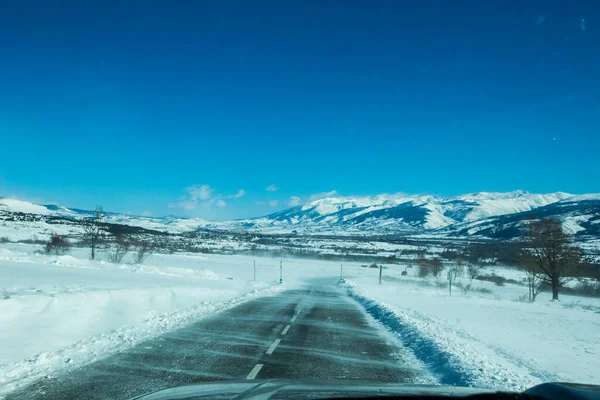 4X4 Voitures Dans Route Glace Cerdanya Pyrénées Espagne — Photo