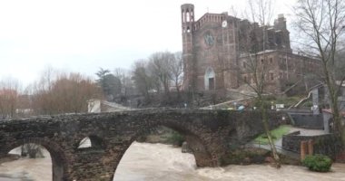 Sant Joan Les Fonts, La Garrotxa, Girona, İspanya 'da sel. Ocak 2020