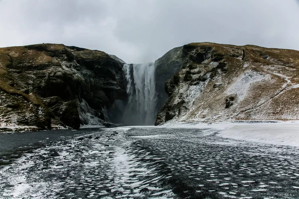Χειμερινό Τοπίο Στον Καταρράκτη Skogafoss Ισλανδία Βόρεια Ευρώπη — Φωτογραφία Αρχείου