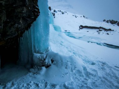 Güney İzlanda, Kuzey Avrupa 'da kış manzarası.
