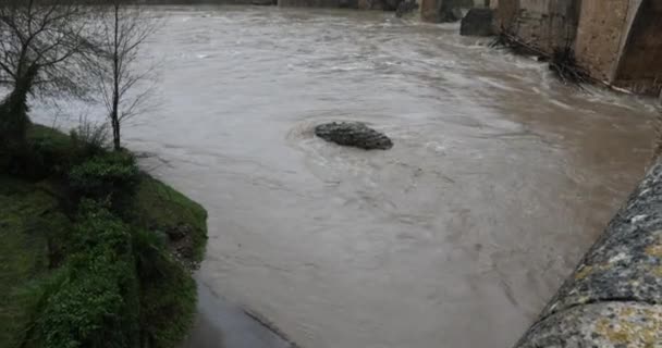 Inundaciones Ciudad Besalu Garrotxa Girona España Enero 2020 — Vídeos de Stock