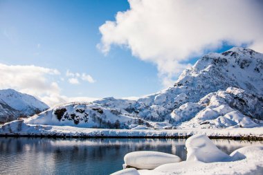 Lofoten Adaları 'nda kış, Kuzey, Norveç.