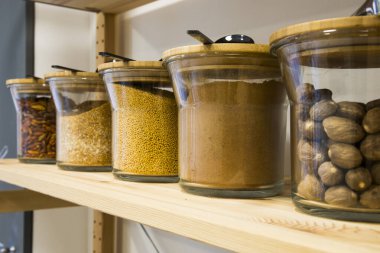 self servis organik gıdalar. Çevre dostu sıfır atık dükkanı. Küçük yerel işletme.