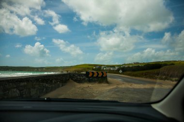 İrlanda topraklarında bahar manzarası.