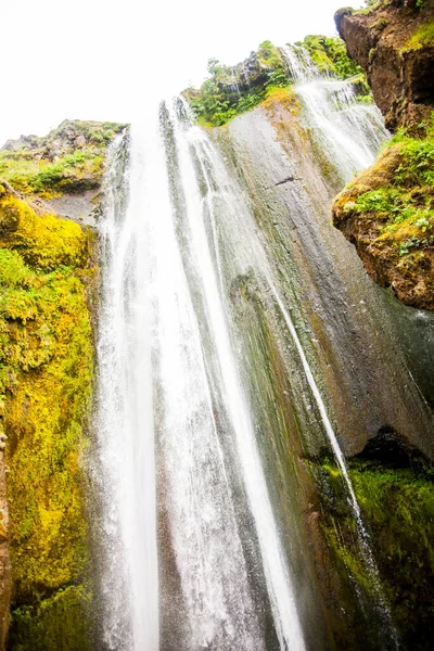 Θερινό Τοπίο Στο Seljalandsfoss Καταρράκτη Νότια Ισλανδία Ευρώπη — Φωτογραφία Αρχείου