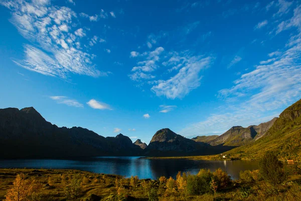 Jesienny Krajobraz Plaża Wyspach Lofoten Norwegia — Zdjęcie stockowe