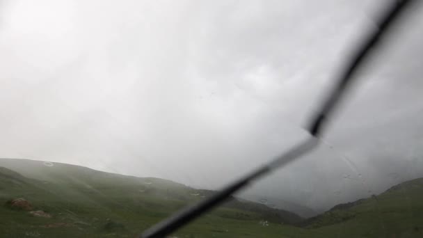 Chuva Dentro Carro Cerdanya Pirinéus Girona Catalunha Espanha — Vídeo de Stock