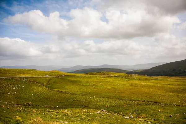 Wiosenny Krajobraz Ziemiach Irlandii — Zdjęcie stockowe