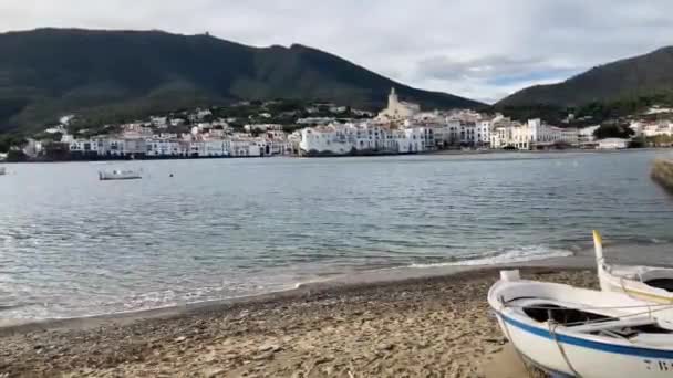 Letnia Scena Zatoki Cadaques Hiszpanii Piękne Białe Miasto Uhd — Wideo stockowe