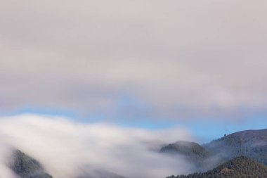 Caldera De Taburiente 'de bulutlar, La Palma Adası, Kanarya Adaları, İspanya