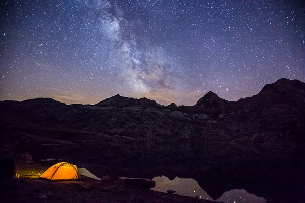 Summer Night Milky Way Ibon Estanes Lake Aragon Pyrenees Spain — Stock Photo, Image