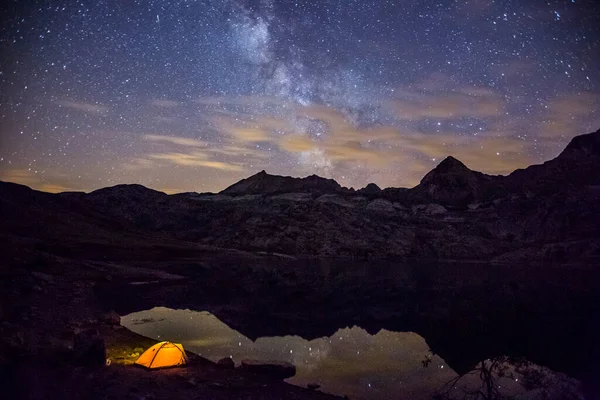 Summer Night Milky Way Ibon Estanes Lake Aragon Pyrenees Spain — Stock Photo, Image
