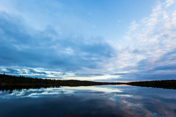 Φθινόπωρο Τοπίο Στο Muonio Λαπωνία Φινλανδία — Φωτογραφία Αρχείου
