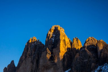 Tre Cime Di Lavaredo 'da gün batımı, Dolomitler, Alpler, Kuzey İtalya