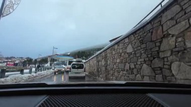 Les Angles, Fransa; 27 Aralık 2025: Pireneler 'deki Les Angles kayak merkezine gitmek