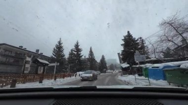 Les Angles, Fransa; 27 Aralık 2025: Pireneler 'deki Les Angles kayak merkezine gitmek